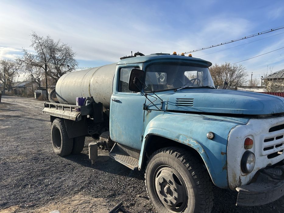 Ассенизатор зил 130………