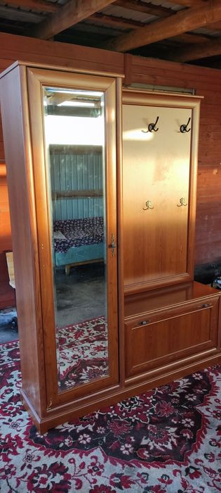 Продается прихожая