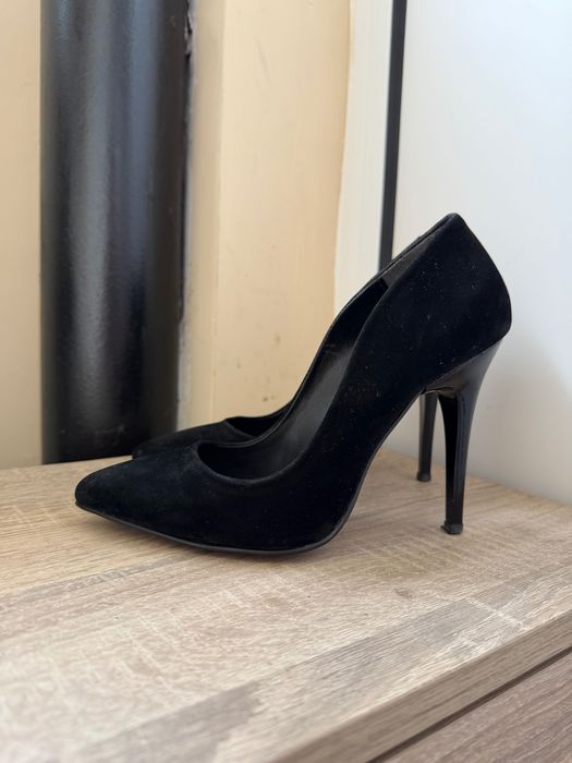 Дамски обувки на ток