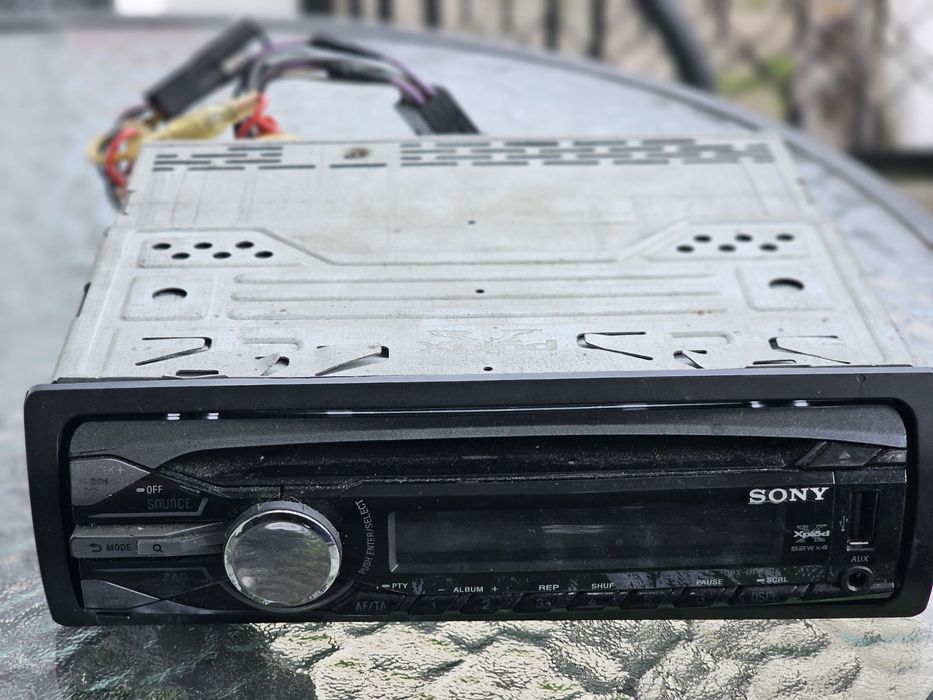 Готов комплект CD,Субуфер и усилвател за автомобил