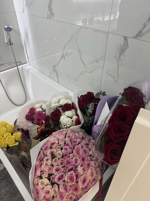 Букеты цветов б/у