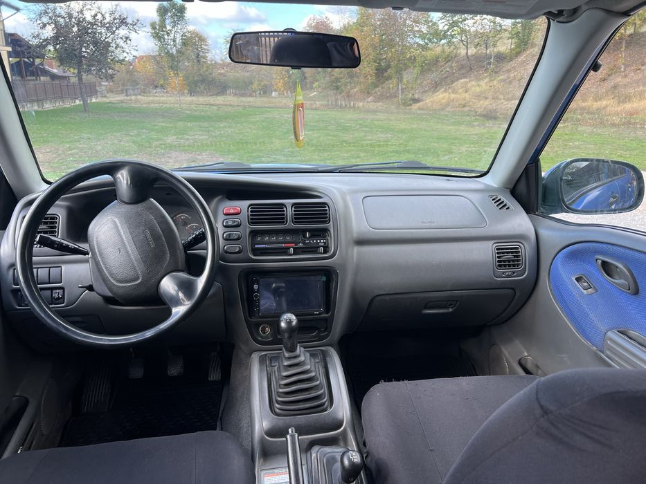 Vând suzuki grand vitara