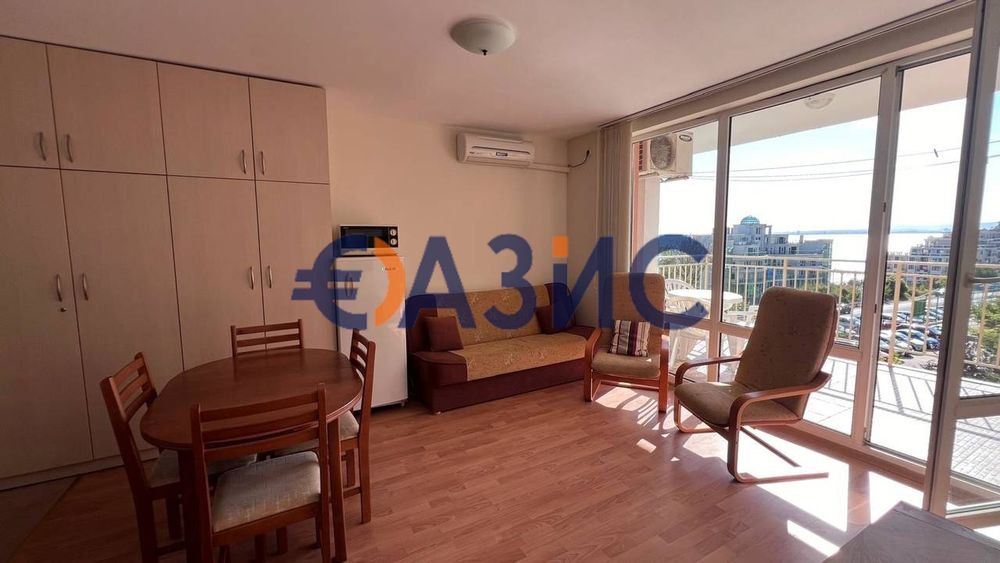 Продава се Двустаен апартамент в Свети Влас - 72 кв.м за 1007 €/кв.м - Снимка #1