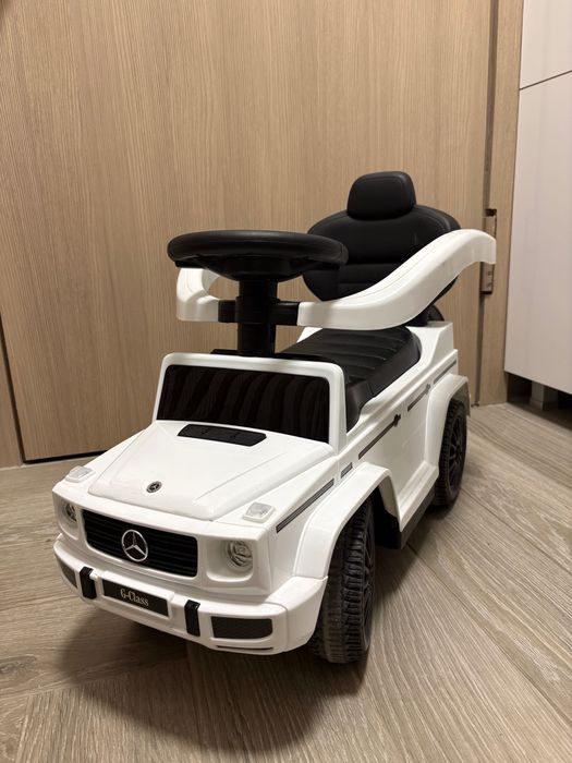 Детска кола Mercedes с родителски контрол