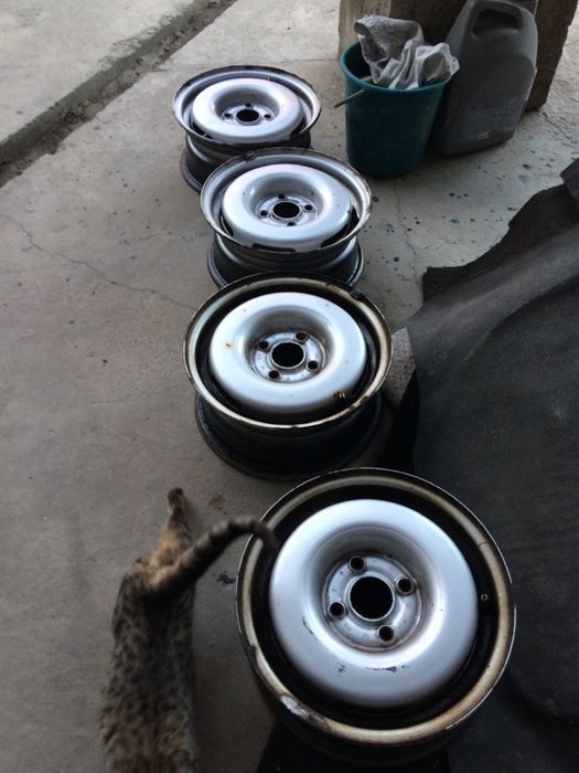 Диски оригинал привазной Голф Пассат Калпак