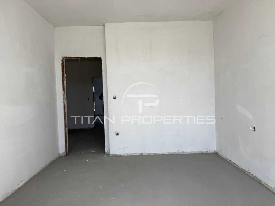Продава се Тристаен апартамент в Пловдив, Остромила - 122 кв.м за 694 €/кв.м - Снимка #1