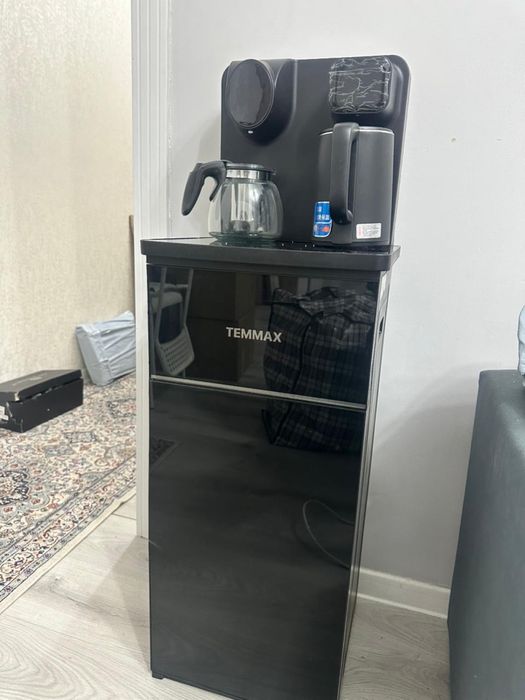 Продаю НОВЫЙ КУЛЕР для воды, кофе/чайная станция