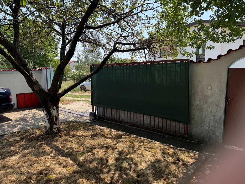 Дава се под наем Къща в с. Мировяне, Област София-град - 268 кв.м за 1690 € - Снимка #2