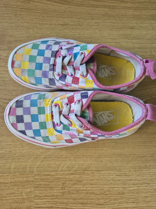 Кецове Vans, Nike, Converse