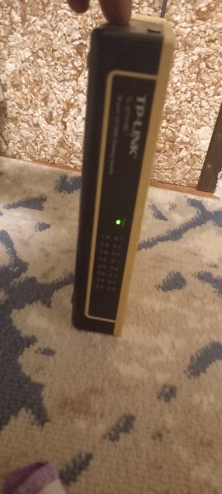 Продам коммутатор TP-link