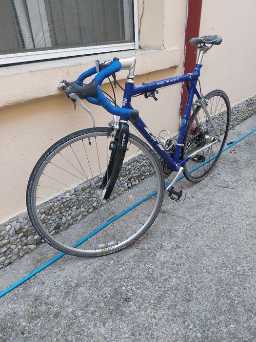 De vânzare biciclete englezești