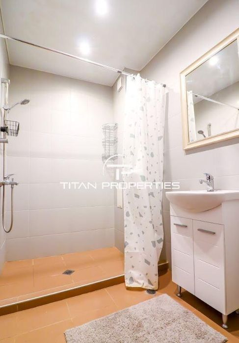 Дава се под наем Тристаен апартамент в Варна, Базар Левски - 90 кв.м за 900 € - Снимка #7