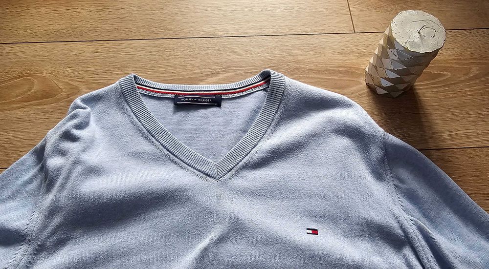 Pulover Tommy Hilfiger bleu cu anchior, marimea L