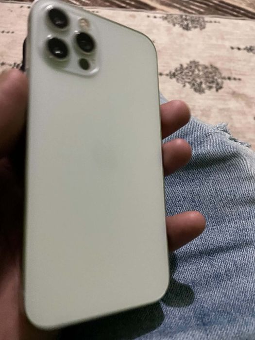 Vând schimb iPhone 12 pro