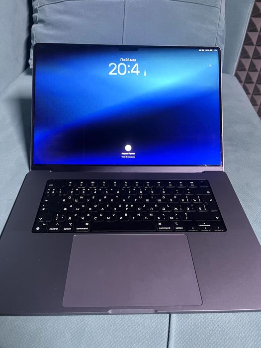 Продаю MacBook M1 Pro