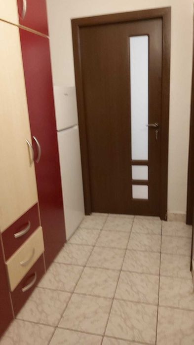 Garsoniera de închiriat în Sect 4