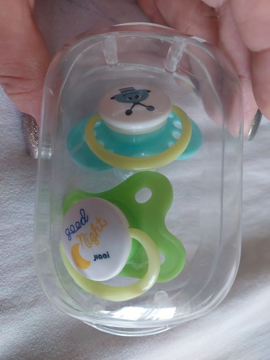 Соски для детей.  На 6-12месяцев.