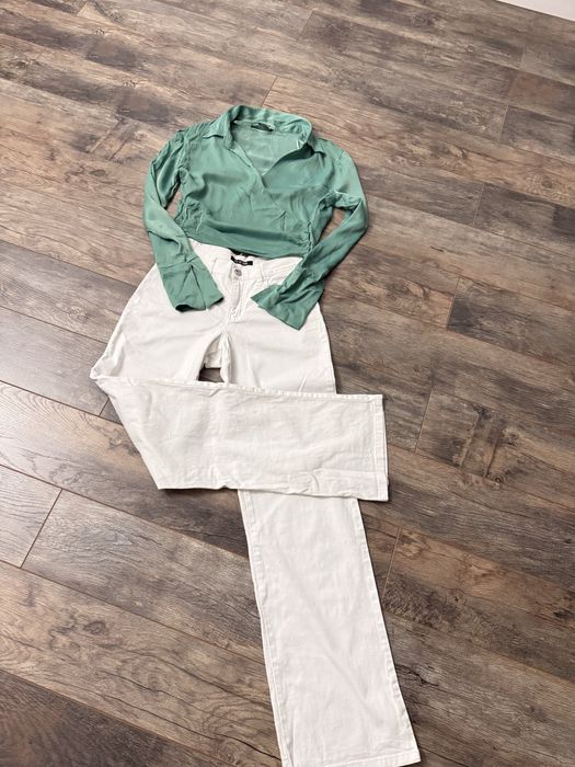 Pantaloni drepți + cămașă cropped