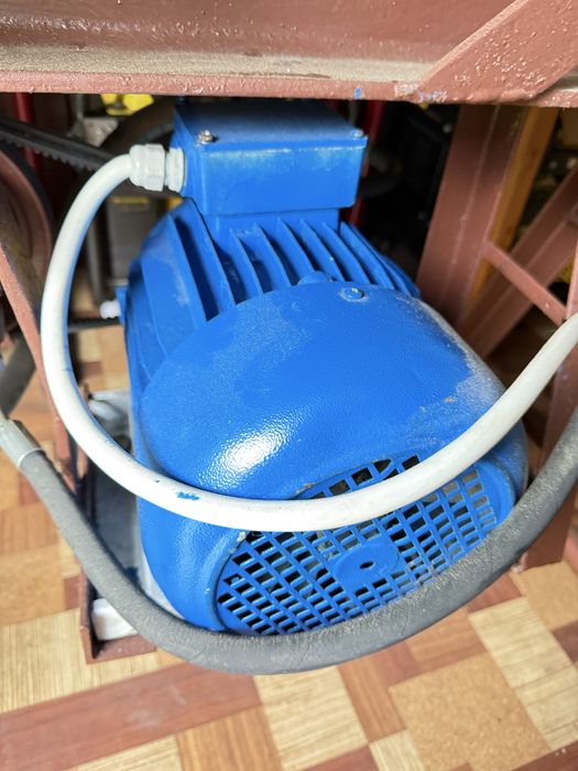 Motor trifazic 4kw italia
