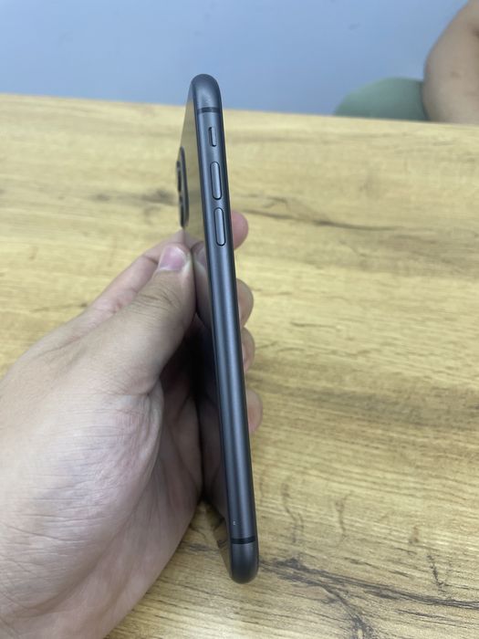 iPhone 11 128gb 75% в хорошем состоянии