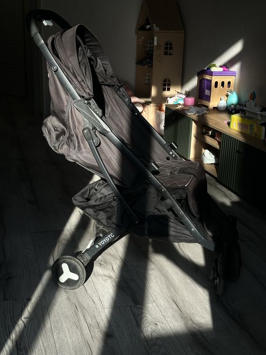 Детская коляска yoya