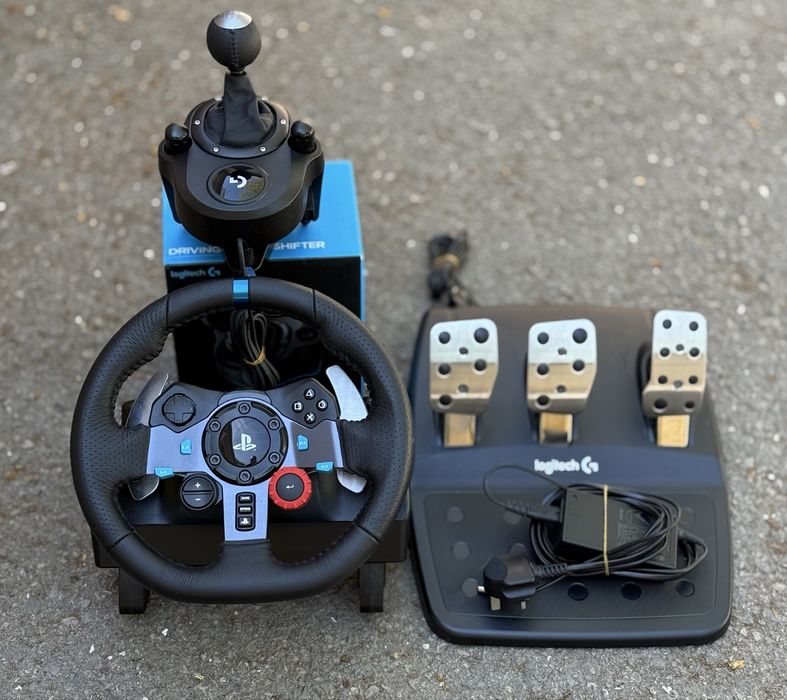 Гейминг сет Logitech G29 (волан + педали) + Logitech Driving Force Shifter (скоростен лост)