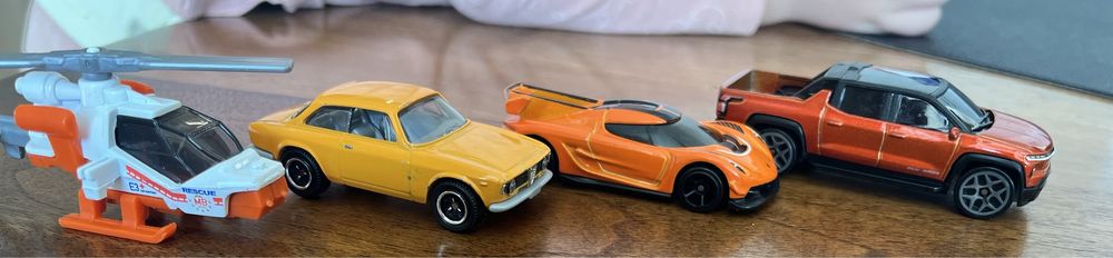 Колички hotweels и други