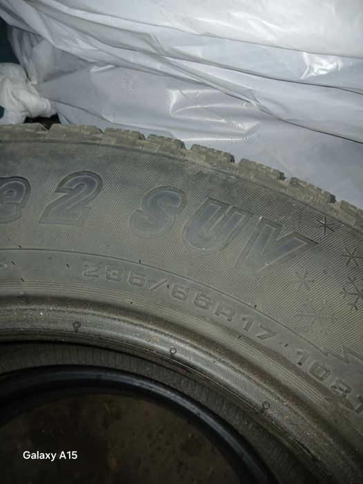 Продам шины на 235/6517