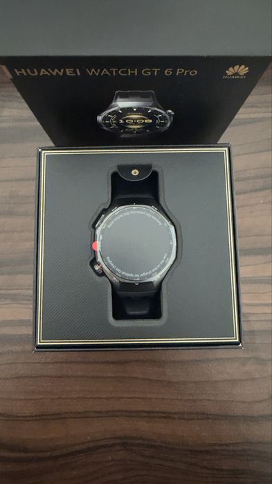 Продавам часовник