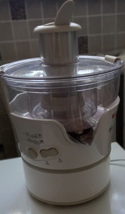 Продам соковыжималку TEFAL