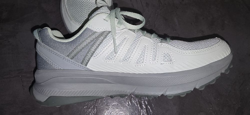 Маратонки Skechers 39номер