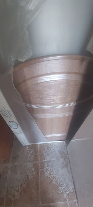 Продам новую дверь..в упаковке.( в комплекте)