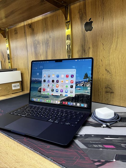 MacBook Air M3 99% 29 sikl