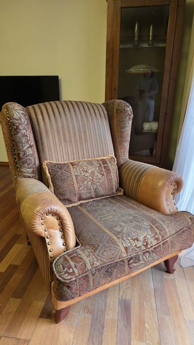 Продам кресло очень удобное.