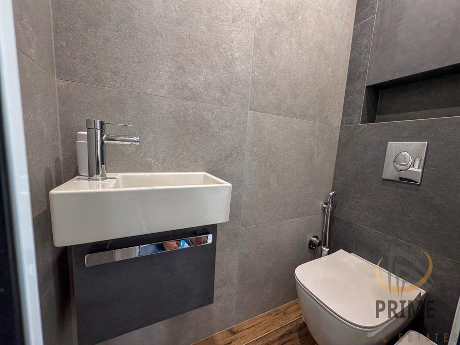 Дава се под наем Тристаен апартамент в Бургас, Лазур - 100 кв.м за 1683 € - Снимка #15