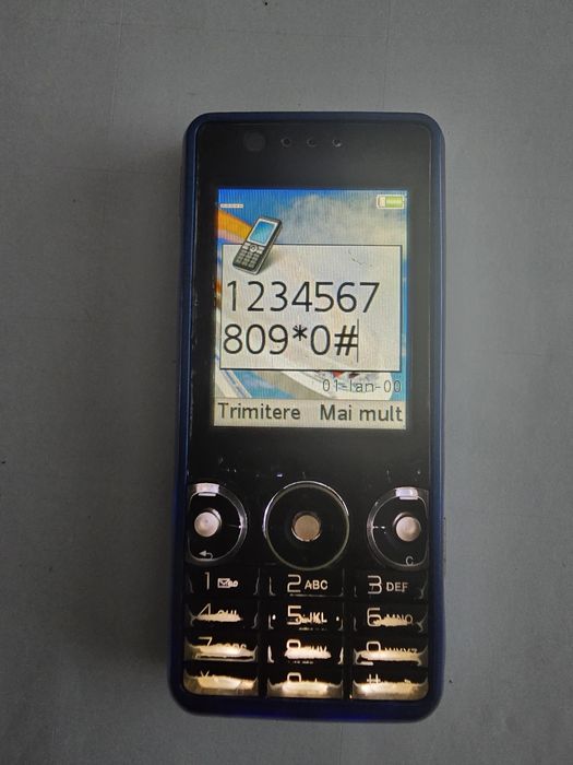 Telefon Colectie: Sony Ericsson W660i Blue
