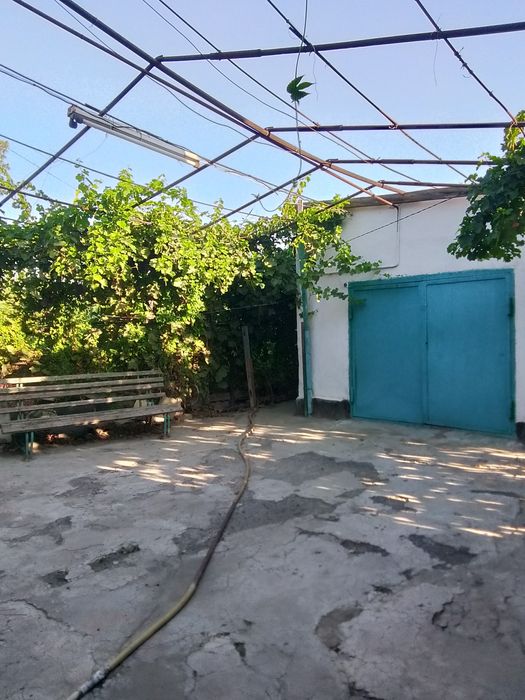 Продается дом с участком.