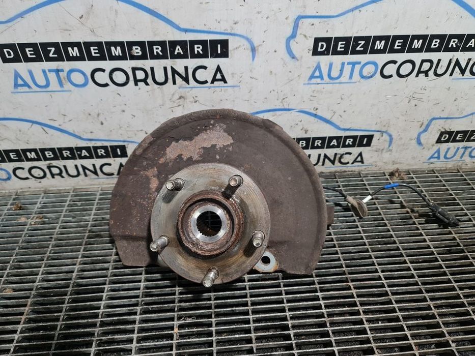 Fuzeta dreapta fata Mitsubishi ASX Facelift 2012 1.8 D 2012 - 2016 Manuala 6 Trepte 4N13 ...