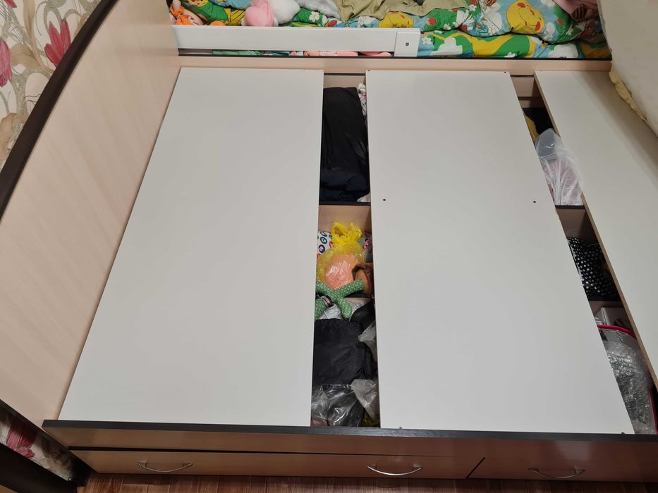 Продам кровать с матрасом