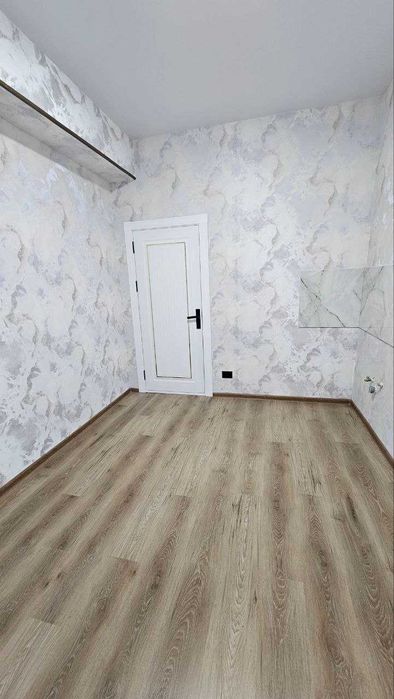 Продаётся 1х комн квартира на 2 этаже Ор-р   5 микрорайон Жомий