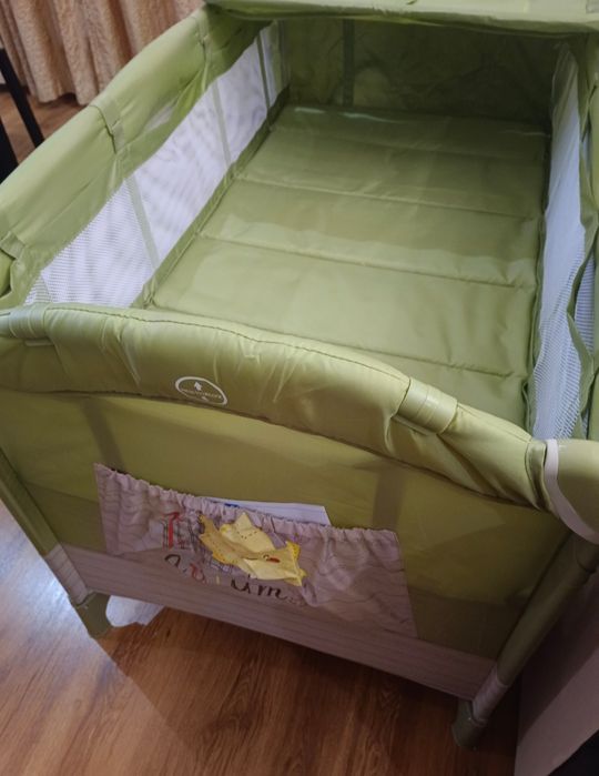 Детский манеж с музыкальным мобилем