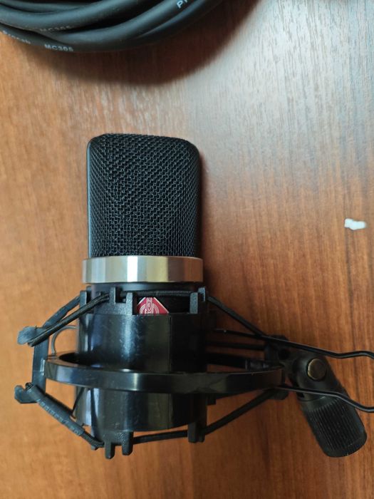Продам микрофон Neumann TLM 102