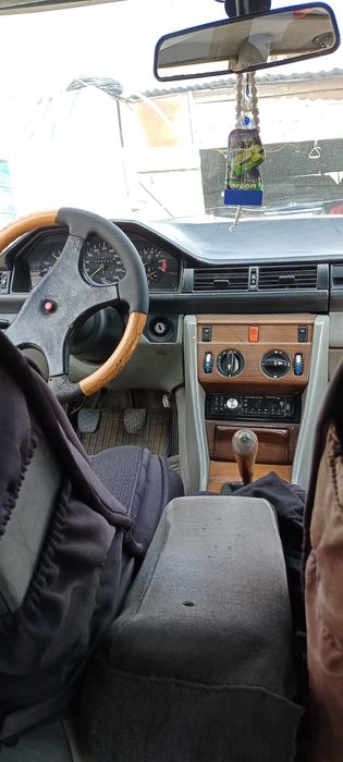 Мэрсс..230е...Срочно