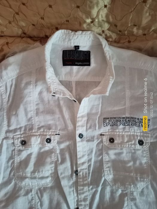 Продам 2 мужские рубашки новые