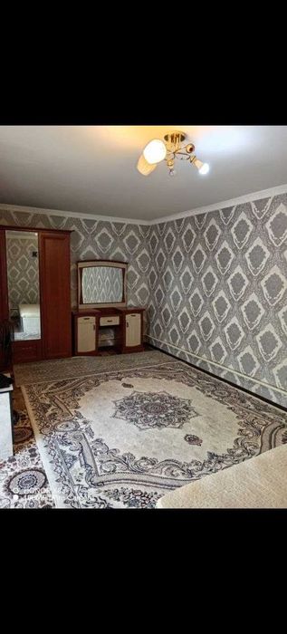 Срочно сдается дом 3 комнаты,1,5 сотки.Фуд сити.