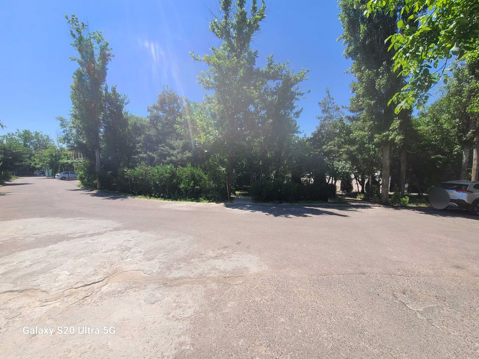 Bodomzor, Xotira bogi, Yunusobod tumanida uy sotiladi