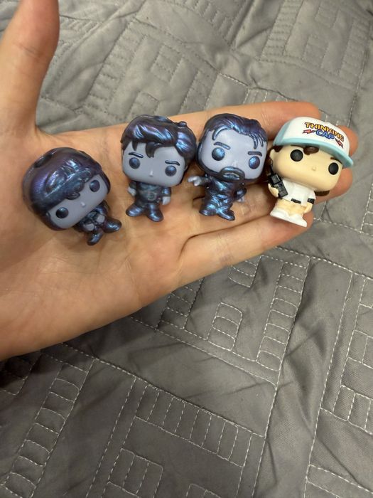 Обмен kinder joy stranger thinks очень странные дела