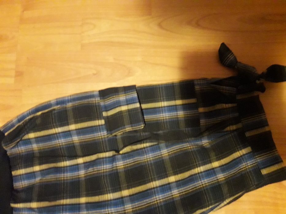 Pantaloni 3/4, damă carouri