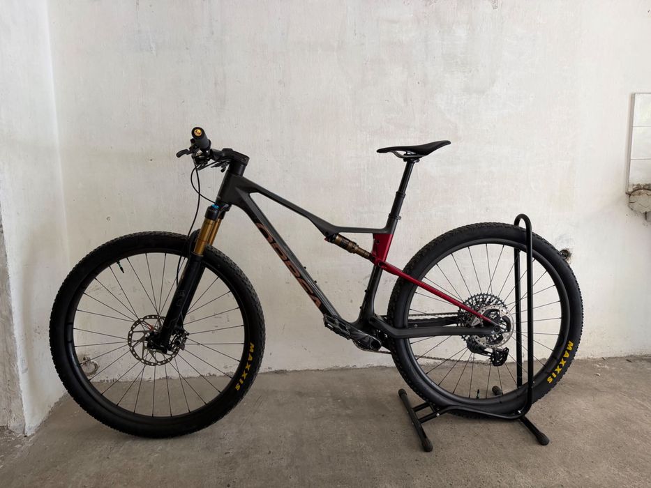 Orbea oiz m pro team 2025