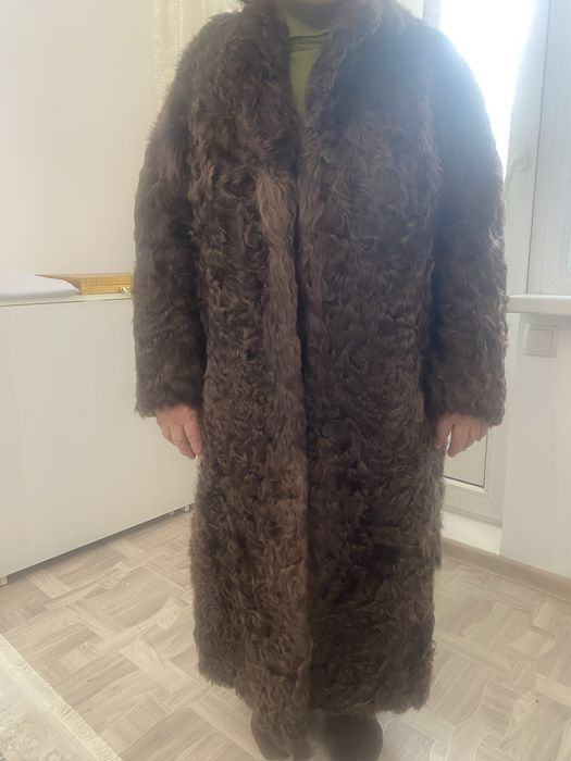 Продам шубу каракульча